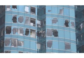 What is the main reason of windows or glass falling down?