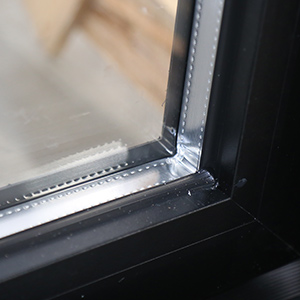 20A large insulating glass
