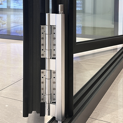 HIGH QUALITY HINGE & Wheels