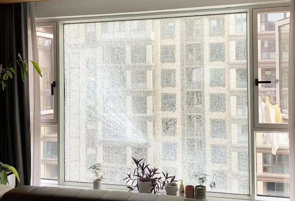 Instability of glass raw materials Instability of glass raw materials